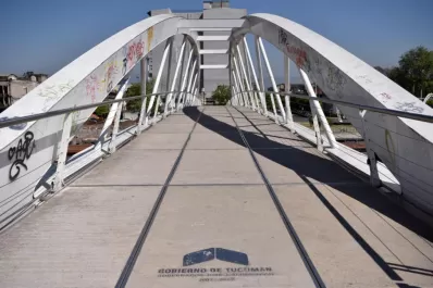 Por unas grietas, la Provincia no pudo recibir la obra de los puentes sobre Córdoba y Mendoza
