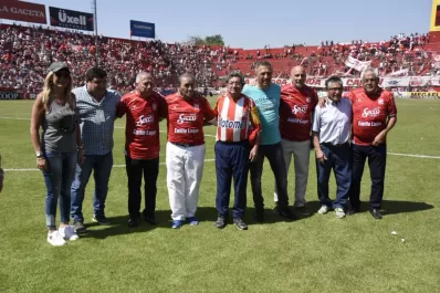 A 50 años del primer Torneo Nacional que jugó San Martín, distinguieron a los históricos