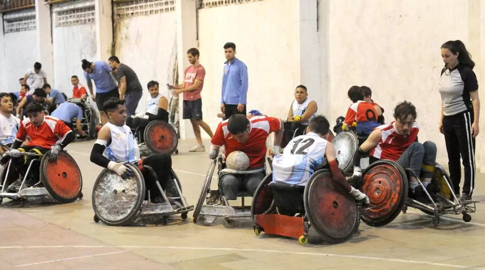 VISITA. Hace dos semanas, la Selección Argentina se enfrentó al equipo tucumano en un amistoso en el Complejo Ledesma. la gaceta / foto de hector peralta