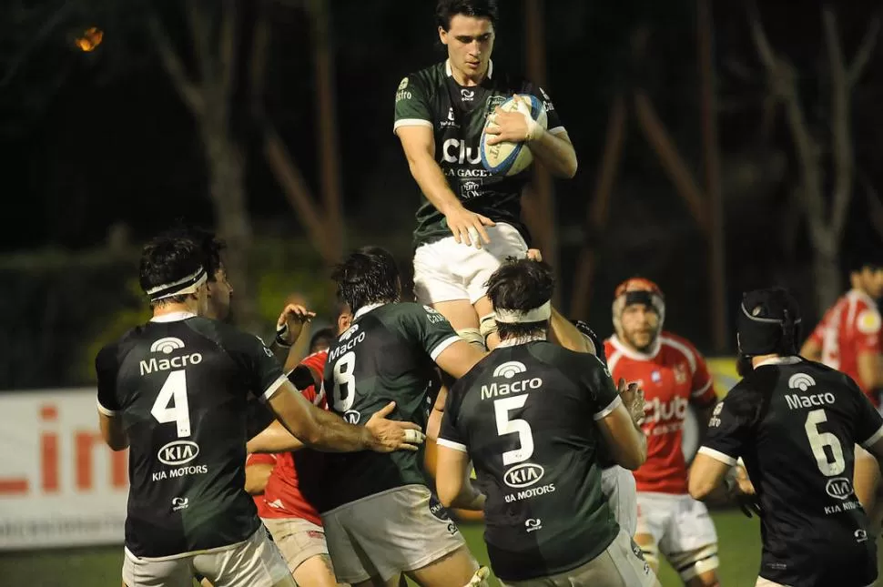 SUPERIOR. Tucumán Rugby prevaleció en la generalidad de los aspectos del juego y se llevó un triunfo claro sobre el “Rojo”. la gaceta / foto de hector peralta