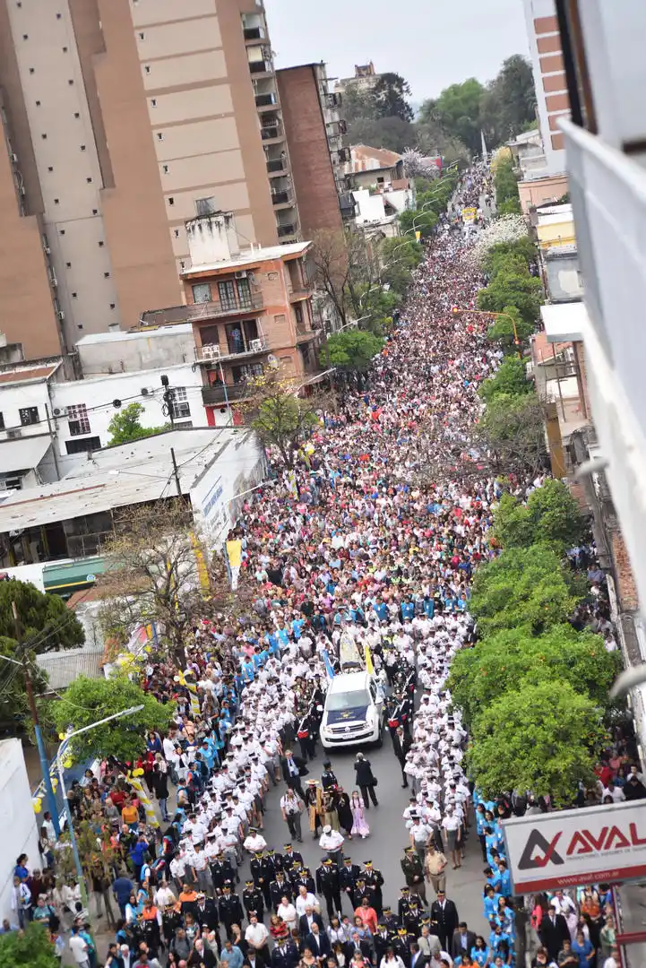 Los tucumanos vivieron una jornada patriótica y mariana