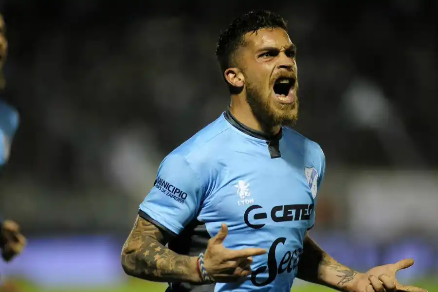 EN TEMPERLEY. El club en el que estuvo Arregui antes de llegar a Tucumán. 