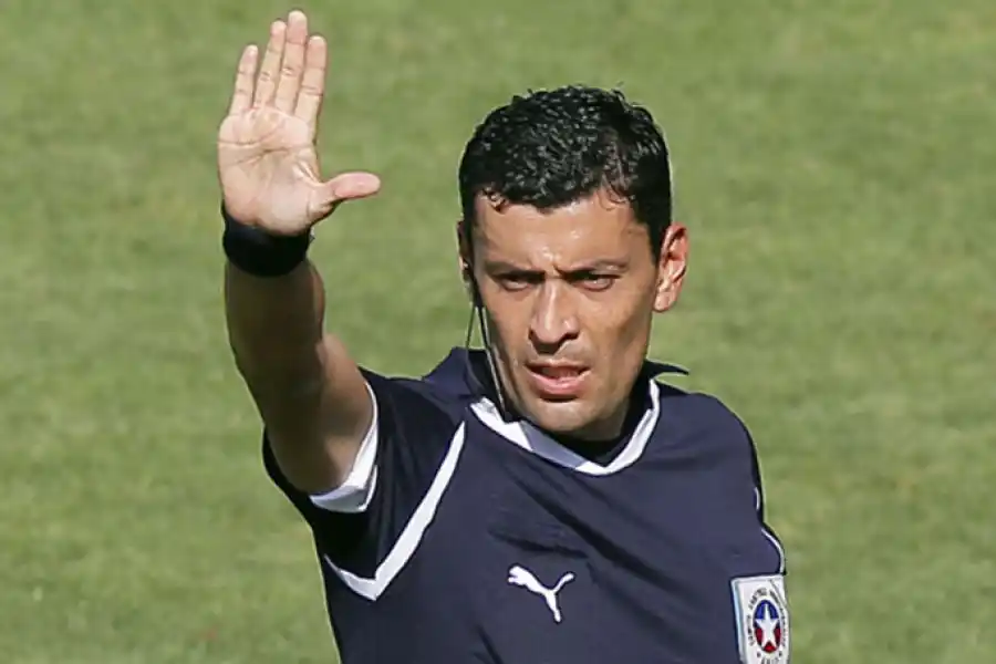 Un chileno, ya conocido por Atlético, dirigirá la vuelta de cuartos ante Gremio