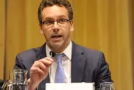 Sandleris: “ni loco compraría dólares ahora”