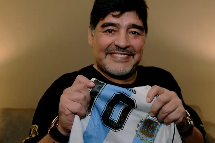 Maradona destrozó a Walter Coyette: si le fue mal, que espere otro año
