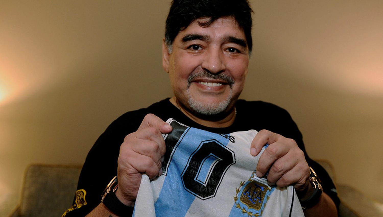 Maradona destrozó a Walter Coyette: si le fue mal, que espere otro año