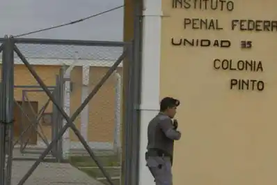 Tucumanos se amotinaron en un penal santiagueño