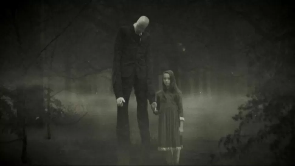  SLENDER MAN