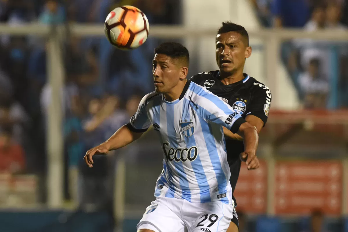 A MIRAR PARA ADELANTE. Rodrigo Aliendro sabe que la Superliga es el camino para volver a jugar la Copa Libertadores. 