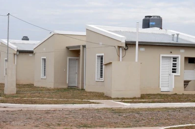 La Nación obliga a las provincias a informar a quiénes adjudican viviendas sociales