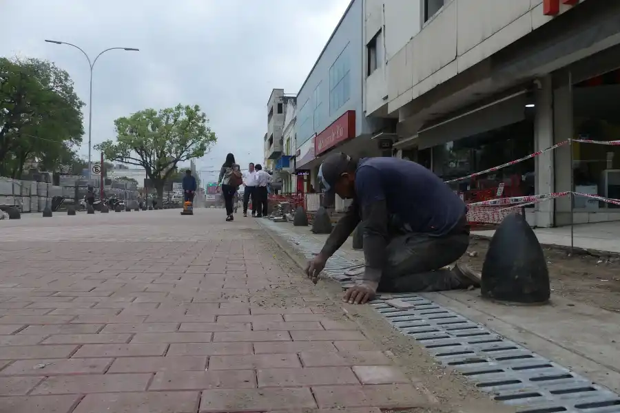 La plaza Mitre de Concepción ya muestra su nuevo relieve urbano