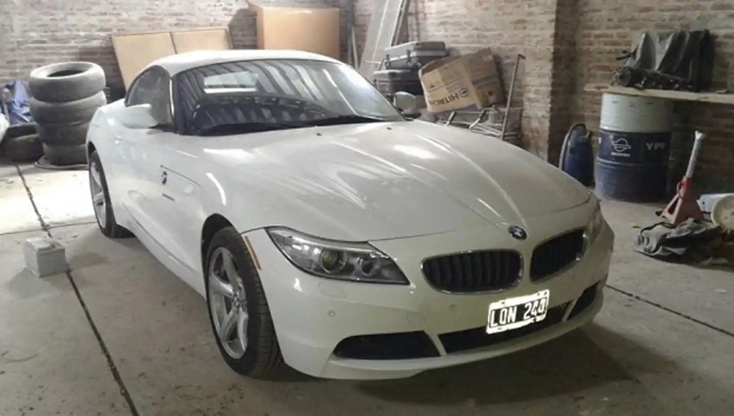 Mini Cooper, BMW y Mercedes Benz, algunos de los autos decomisados a los narcos que se subastarán en Santa Fe