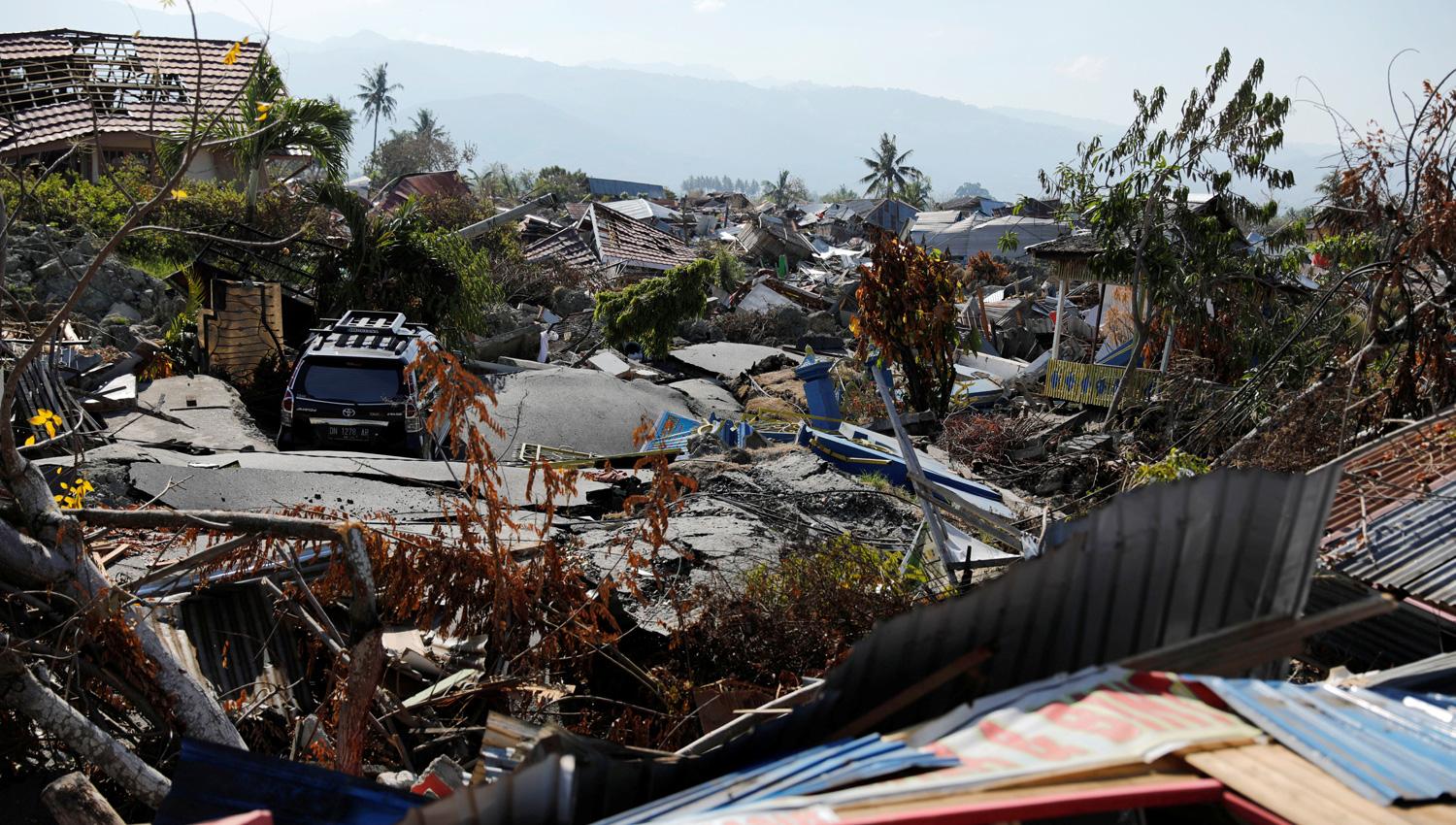 Terremoto en Indonesia: un agujero en la tierra se tragó alrededor de 1.000 casas