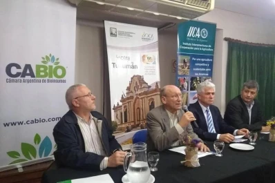 El desarrollo y el uso de bioinsumos interesa a empresarios e investigadores