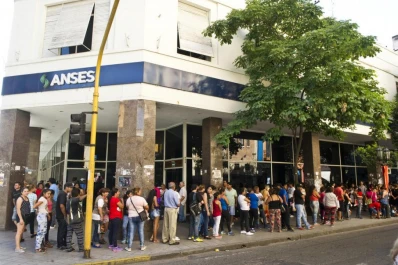 La ley de tiempo de espera debutó con cinco operativos y ninguna infracción