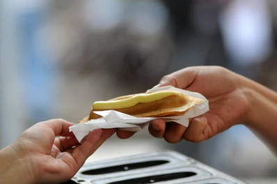 Cuidado con lo que comemos en la calle: el 70% de los tucumanos adultos tiene exceso de peso