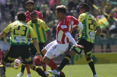 San Martín perdió ante Aldosivi y sigue sin encontrar el camino en la Superliga