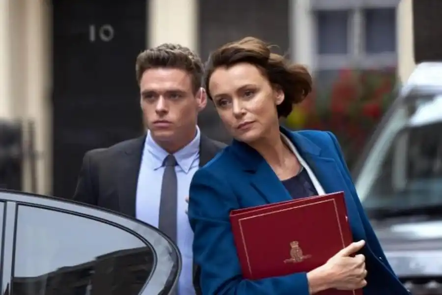 GUARDAESPALDAS. Un thriller que batió récords de audiencia.  