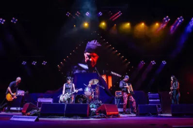 Ex miembros de Nirvana se reencontraron para un show inolvidable