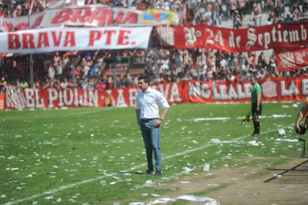 Coyette debe trabajar en un equipo que pareciera que bajó los brazos