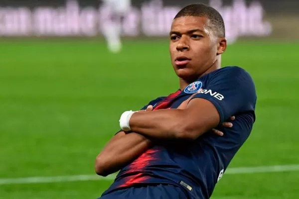 Mbappé es récord por ser el jugador más joven en anotar un poker en la Ligue 1