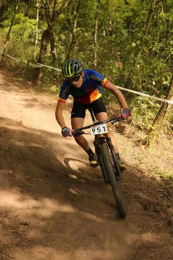 FUE IMPARABLE. Facundo Cayata ganó y fue campeón en Menores.