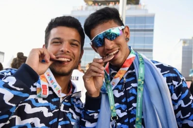 La natación y el remo le dieron a la Argentina las primeras medallas en los Juegos de la Juventud