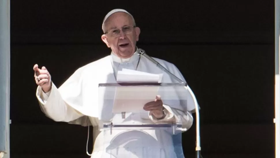 El papa Francisco comparó el aborto con pagar a un sicario para resolver un problema