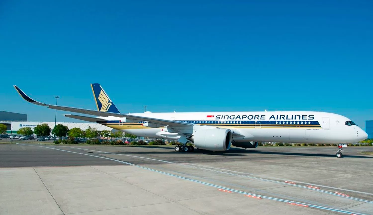 SINGAPORE AIRLINES. Lanza el vuelo directo más largo del mundo.