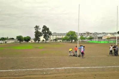 Las “H” llegaron a la cancha del penal de Villa Urquiza