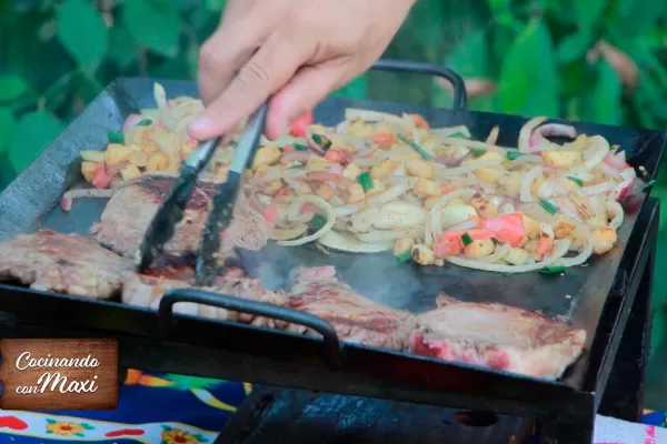 Hoy, en Cocinando con Maxi: ojo de bife con verduras desde Las Yungas