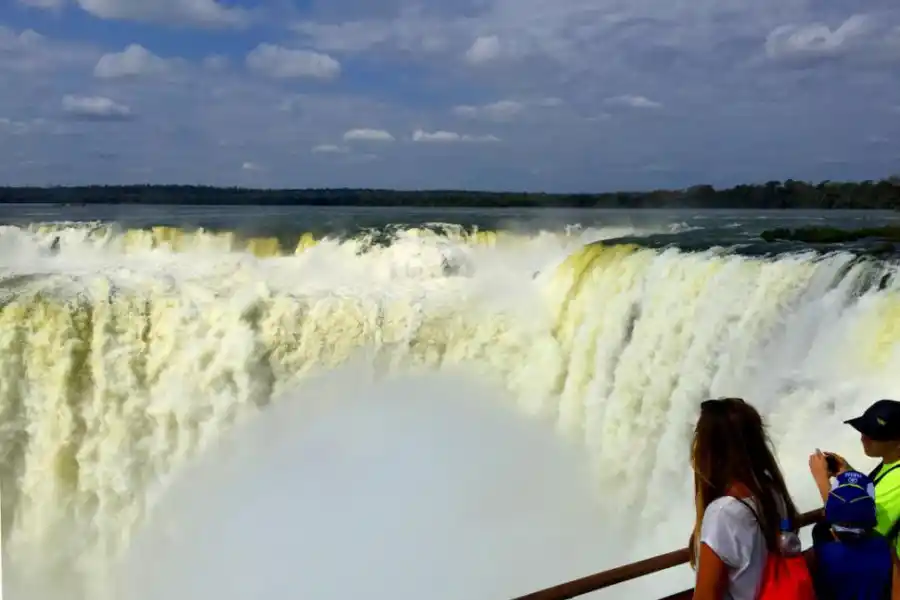 El 65 % de los argentinos elige los viajes cortos