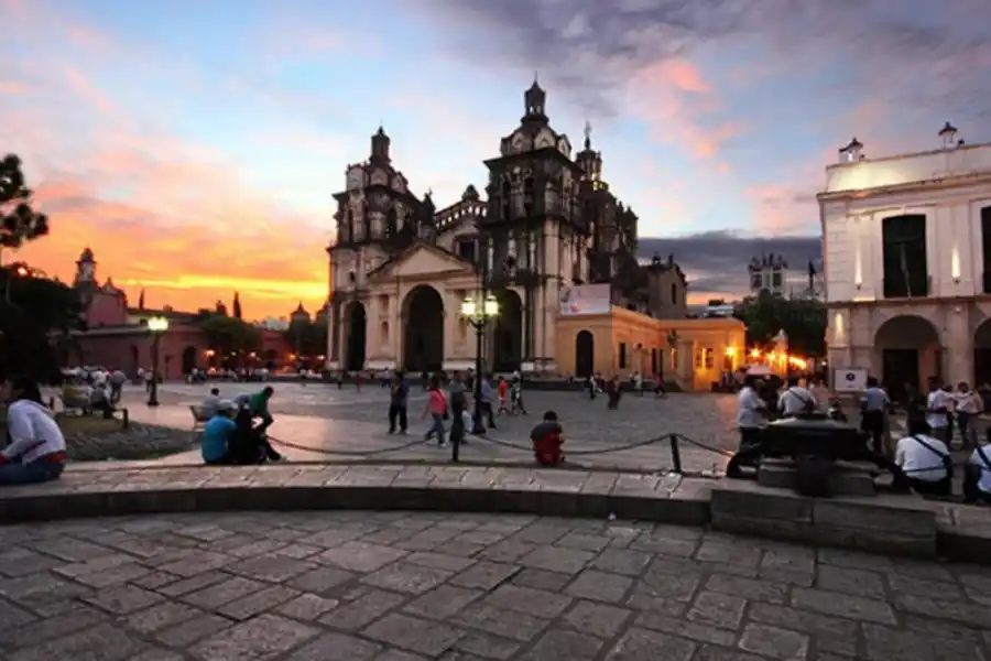 El 65 % de los argentinos elige los viajes cortos