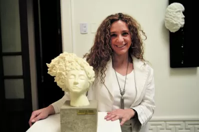 Sonia Del Papa Ferraro: “La tristeza del mundo me lleva a la poesía y eso me salva”