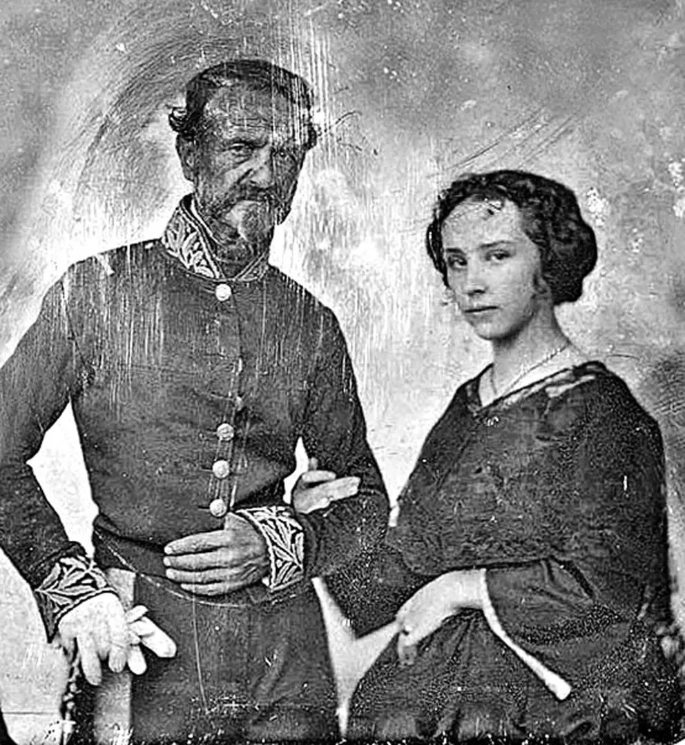GREGORIO ARÁOZ DE LA MADRID. En sus últimos años, fue retratado del brazo de su hija Berenice, en este daguerrotipo 