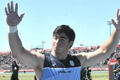 Juegos de la Juventud: Nazareno Sasia brilló en el lanzamiento de bala y ganó la medalla de oro