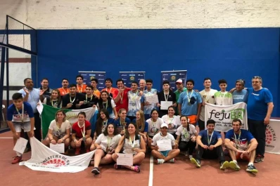 Alto nivel en el campeonato de Pádel de Categorías Libres