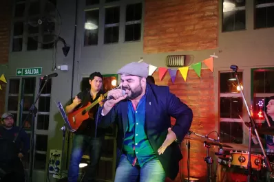 Tucumano, el primer material como solista de Poly Argañaraz