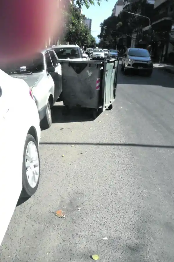 Se vienen las grandes lluvias y una acequia carece de limpieza