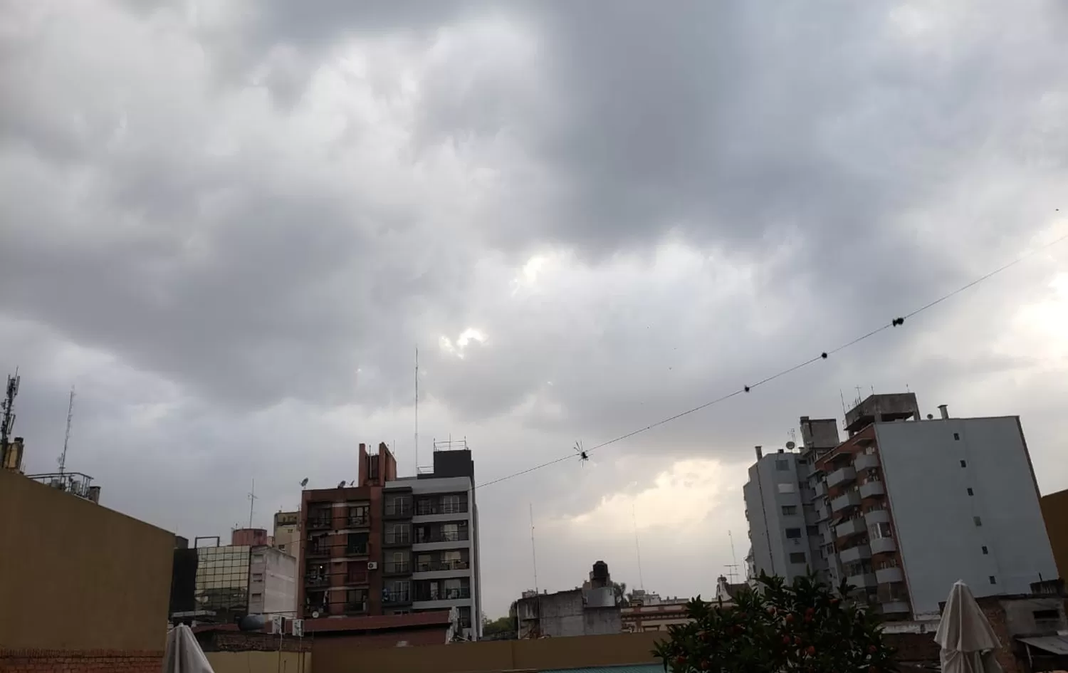 TIEMPO. Las lluvias se extenderían hasta el martes en Tucumán.
