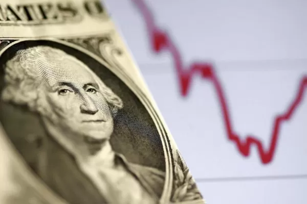 A pesar de la estabilidad del dólar, vaticinan más inflación