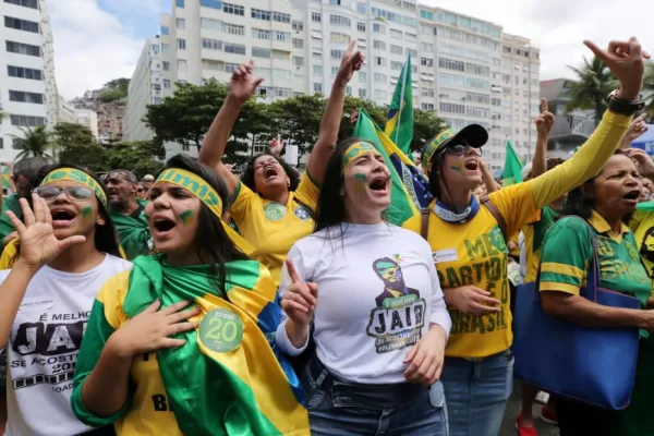 “Vamos a barrer del mapa a los bandidos rojos”