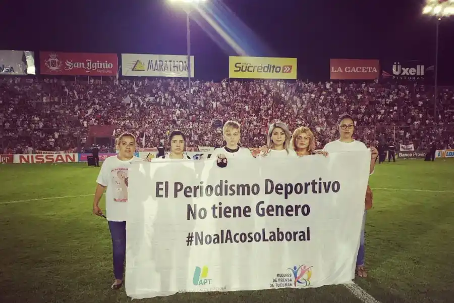 NO SE QUEDARON CALLADAS. Daniela Benítez, Griselda Lazarte Cabrera, Verónica Gómez, Salazar González, Graciela Núñez y Giselle Salica