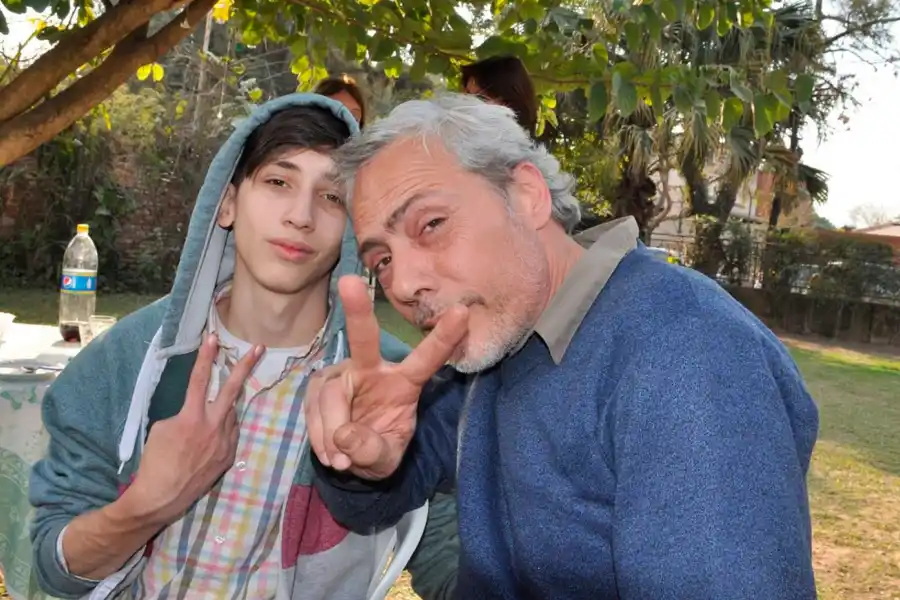 VALENTÍN VILLEGAS Y SU PAPÁ. Allegados y vecinos de Yerba Buena marcharán para pedir Justicia por Valentín.