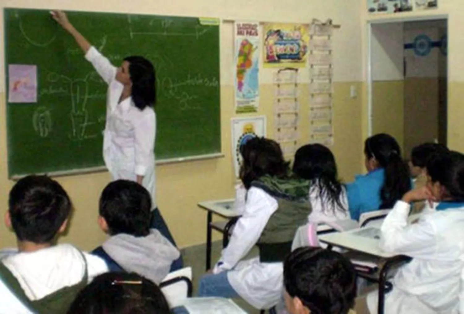 CLASE DE EDUCACIÓN SEXUAL EN LAS ESCUELAS