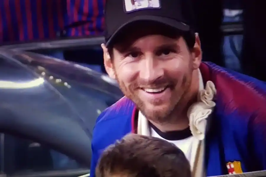 MESSI, FELIZ EN LOS PALCOS
