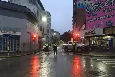 Mañana accidentada: un choque provocó un embotellamiento en El Bajo