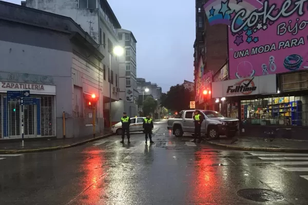 Mañana accidentada: un choque provocó un embotellamiento en El Bajo