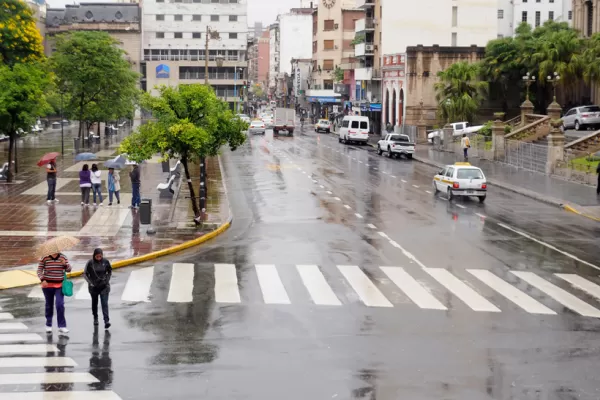 No se va, la lluvia no se va: ¿hasta cuándo se quedará?