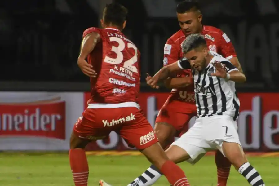 San Martín no pudo con Talleres y sigue sin convertir de visitante